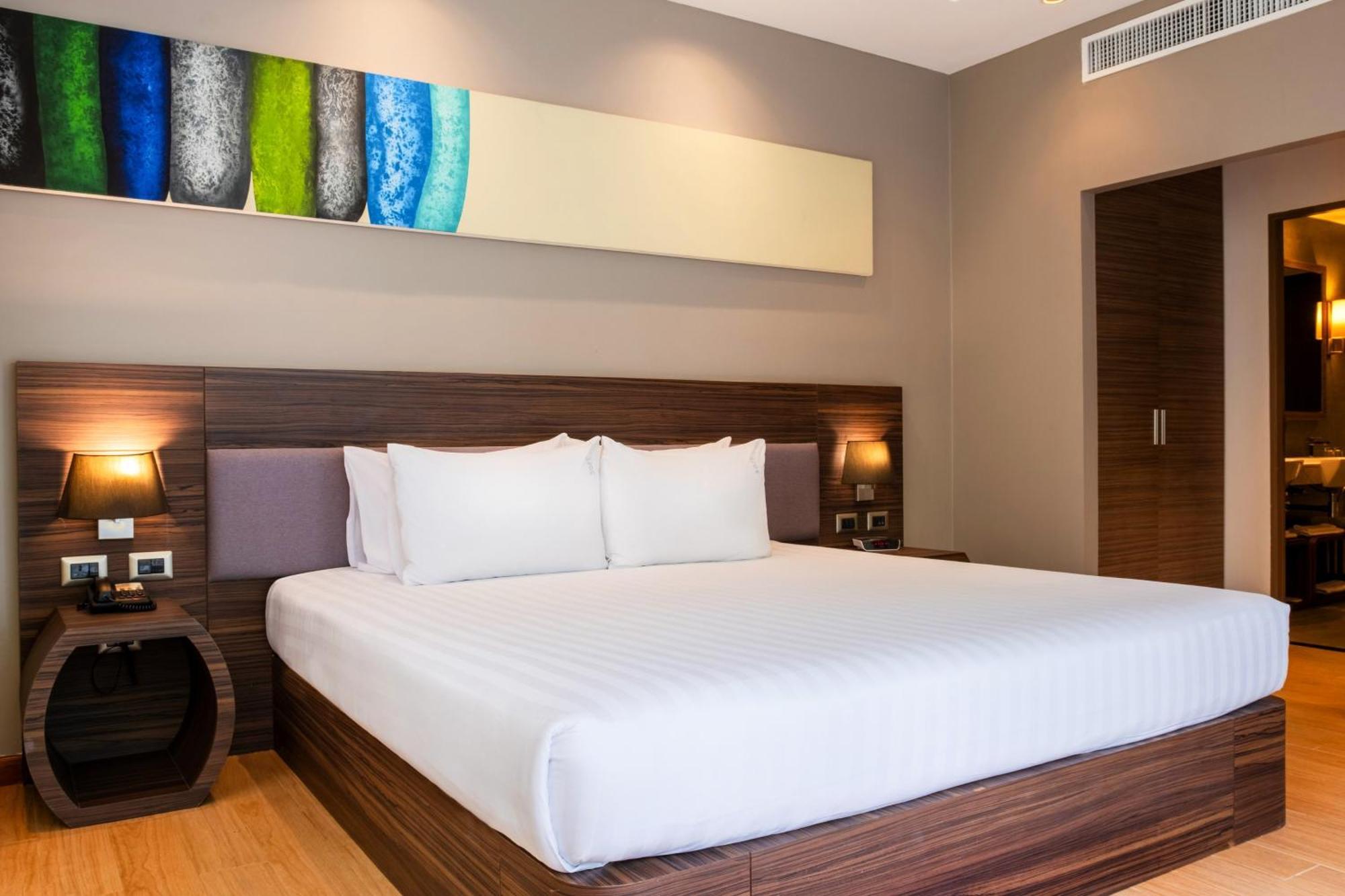 Holiday Inn Resort Phuket Karon Beach By Ihg Εξωτερικό φωτογραφία