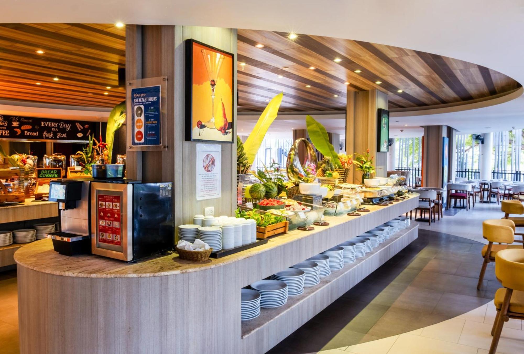Holiday Inn Resort Phuket Karon Beach By Ihg Εξωτερικό φωτογραφία