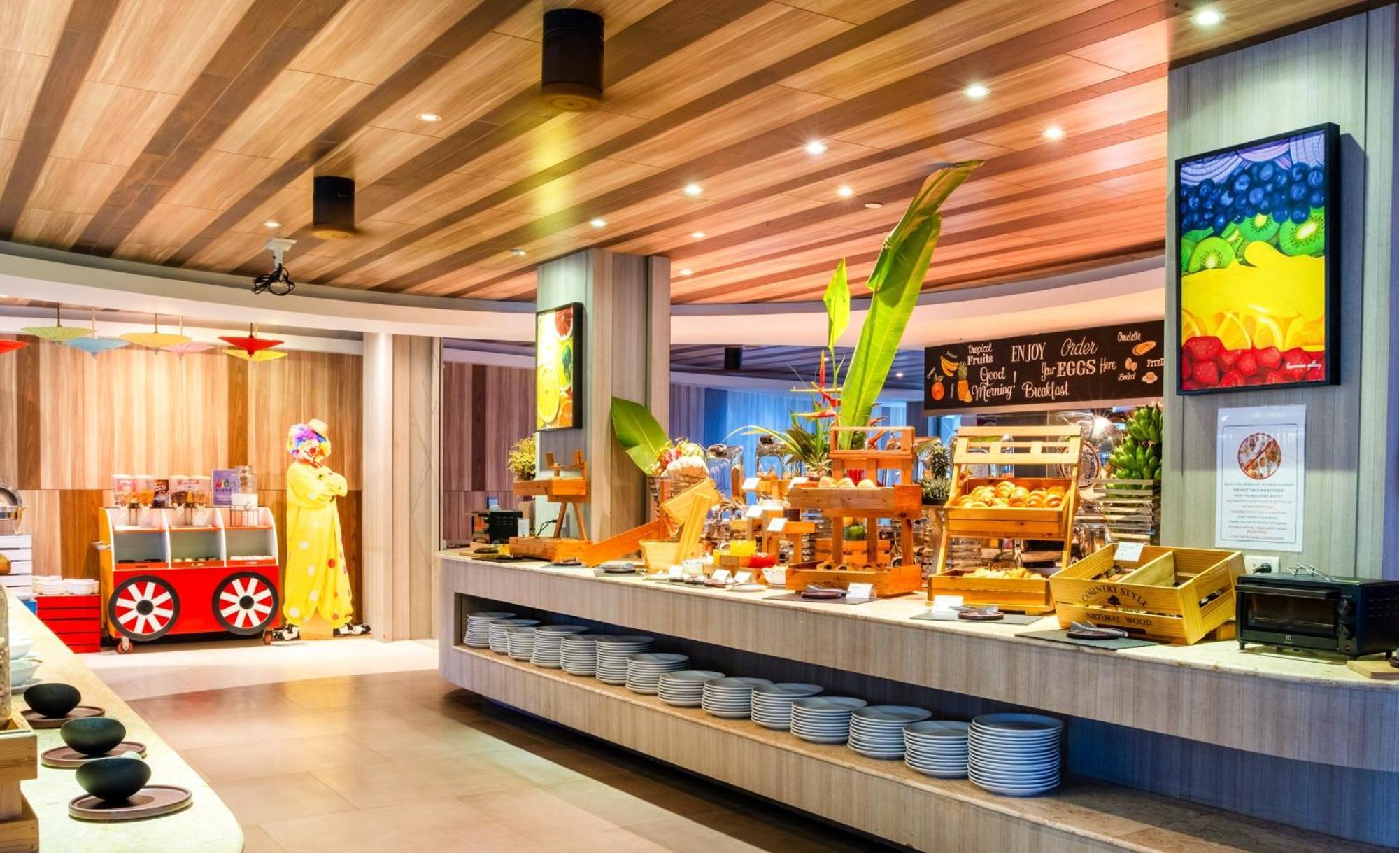 Holiday Inn Resort Phuket Karon Beach By Ihg Εξωτερικό φωτογραφία